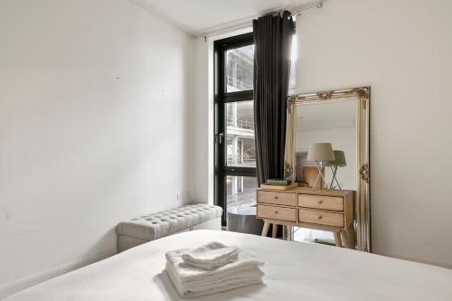 Londwell Canary Wharf River Thames Penthouse - image 7
