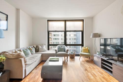 Londwell Canary Wharf River Thames Penthouse - image 10