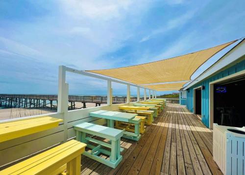 DoubleTree by Hilton Atlantic Beach Oceanfront - image 7