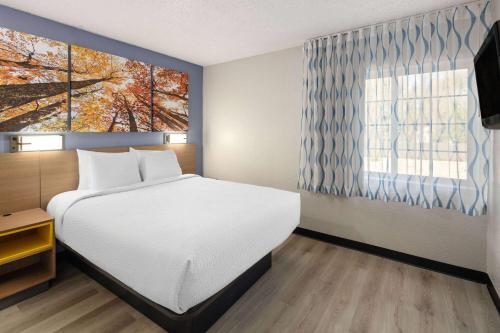 Days Inn & Suites by Wyndham Green Bay WI - image 14