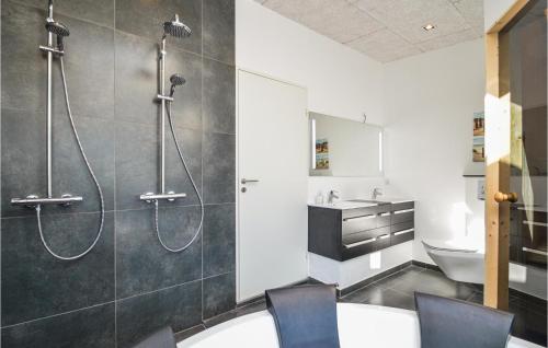 Bathroom, Amazing Home In Væggerløse With Wifi in Idestrup