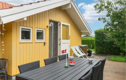 Exterior view, Awesome Home In Allingabro With Kitchen in Norager