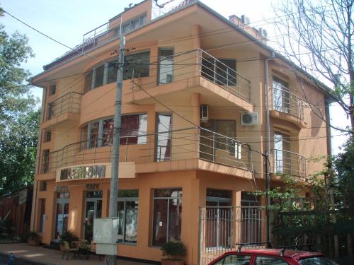 Hotel Milenium – Sofia, NY