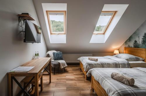 2 twin beds