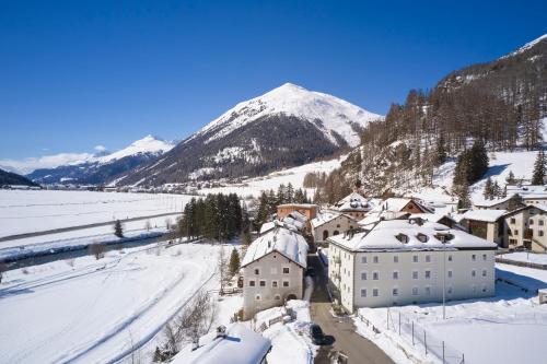 A szálláshely kívülről, Reka-Ferienanlage Madulain in Madulain