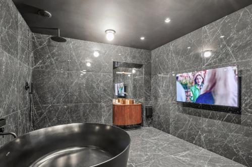 Modern apartment - 2P - Parc Monceau - image 2