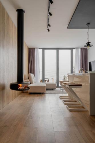 ICON APARTMENTS