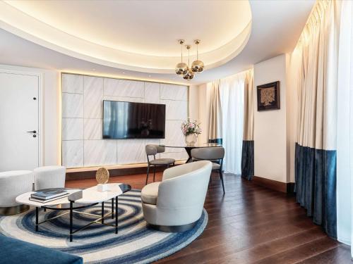 615868172 Athens Capital Center Hotel - MGallery Collection