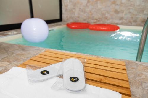Junior Suite with Private Pool image 8