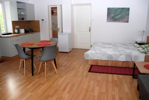 Beautiful apartment with terrace in Warsaw near forest, Warsaw (photo 7)