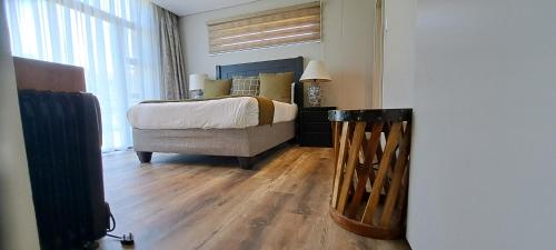 Apartment image 5