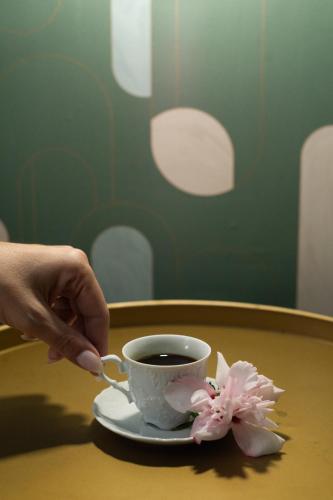 C'est La Vie Suites - image 11