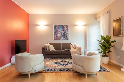 Luxurious & Spacious Flats in Duomo 2