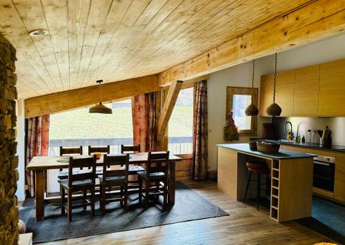 Superbe appartement rénové 110m2 - 9 pers - 4 étoiles - vue montagne - Les Contamines