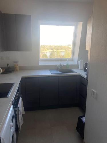 Élégance et confort dans un 3 pièces rénové (Elegance et confort dans un 3 pieces renove) in Creteil