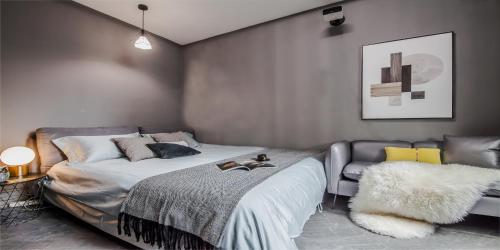 Two-Bedroom Apartment with Balcony image 5