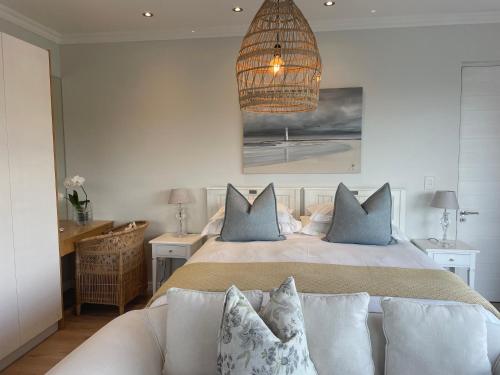 Knysna Private Estate Lagoon - Garden Apartments- Secure Estate in คานอนคอป