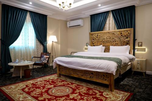 1 queen bed