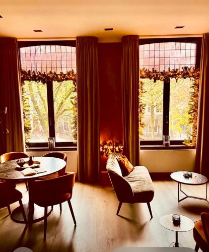  Suite 105, 6211 TC Maastricht