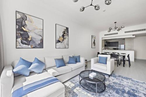 Spacious 1-Bedroom Apartment in JLT, Дубай (фото 6)