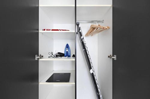 Spacious 1-Bedroom Apartment in JLT, Дубай (фото 7)