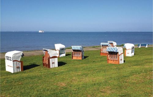 Two-Bedroom Holiday Home in Dagebull - image 10