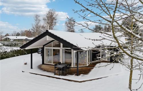  Nice Home In Bogø By With Kitchen in Bogø By