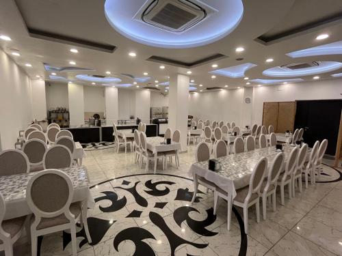 Garra Hotel - image 2