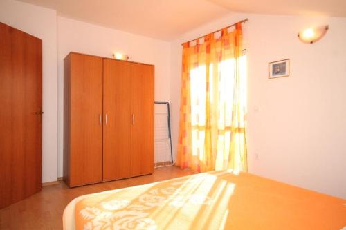 Apartments Sea view - in center - image 12