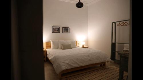 1 twin bed