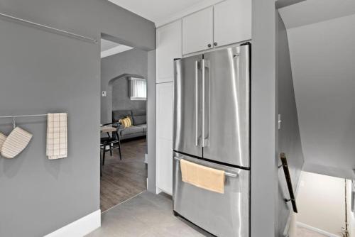 Elegant Luxury Home in Downtown Royal Oak Birmingham in Berkley, USA
