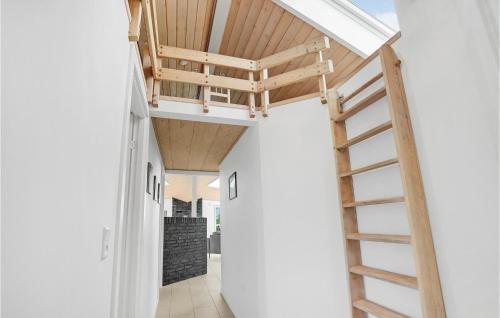 Kitchen, Lovely Home In Haderslev With Sauna in Flovt