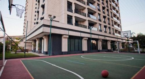 room detail thumbnail 2