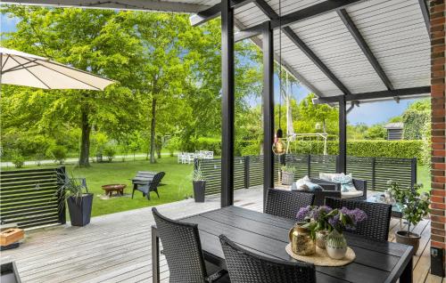 ทัศนียภาพภายนอกโรงแรม, Beautiful Home In Glesborg With Wifi in เฟียลเลอรูป