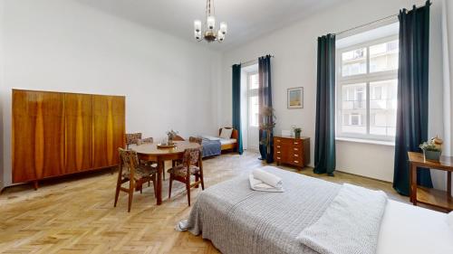 Vintage Tenement House, Warschau