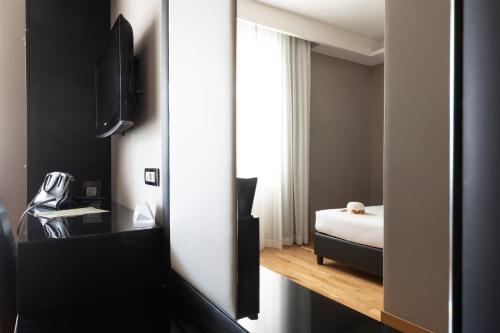 Hotel Royal Caserta - image 4