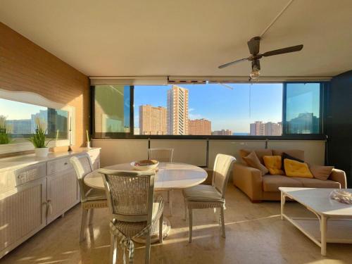 Apartment room in Torre DosCalas Poniente