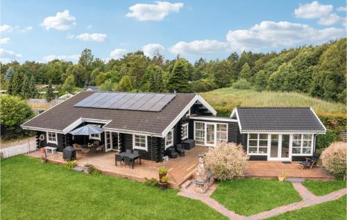 Nice Home In Højby With Wifi