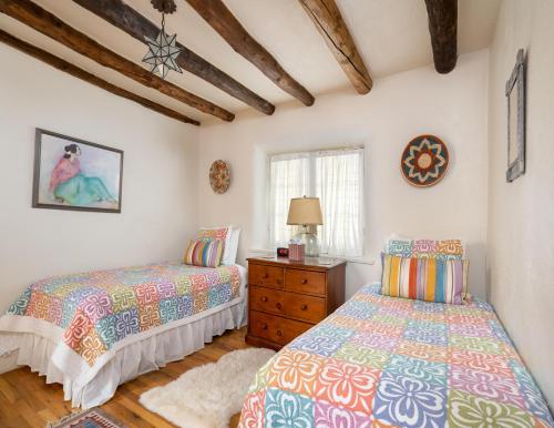 Harmony House 3 Bedrooms 2 wood fireplaces 3 patios - image 11