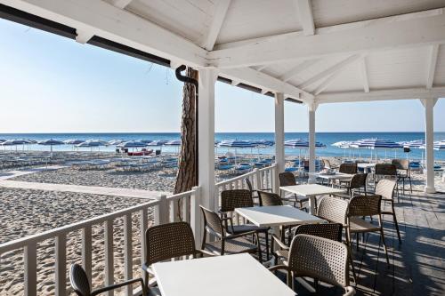 Pub/Lounge, VOI Hotel Floriana Resort in Simeri