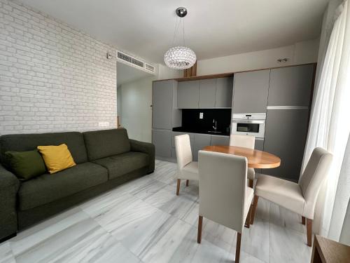 Casa Gloria Apartments - image 10