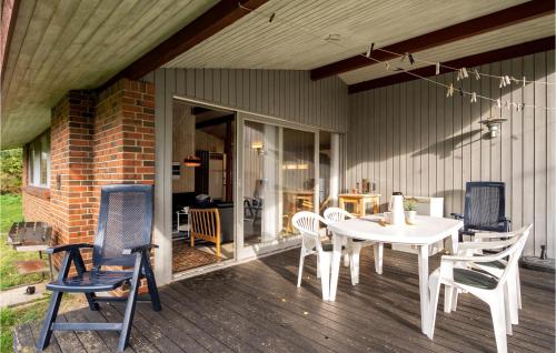  Lovely Home In Ørsted With Kitchen in Ørsted