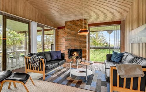  Lovely Home In Ørsted With Kitchen in Ørsted