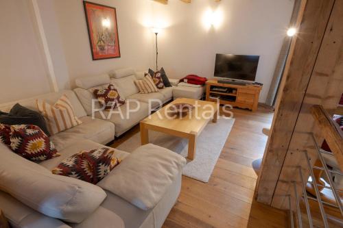 Mountain Serenity Barn Mountain Serenity Barn