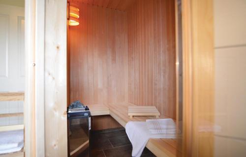 Holiday Home Dagebüll with a Fireplace 01 - image 3