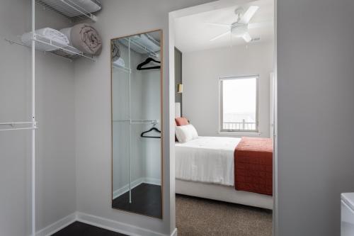 Curated, New Build Condo on TART Trail, With Bikes, Traverse City (foto 6)