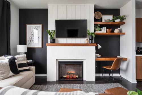 Curated, New Build Condo on TART Trail, With Bikes, Traverse City