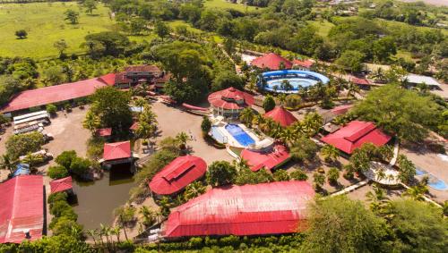 Hotel y Parque Turístico Navar City
