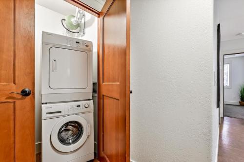 Apartment image 10