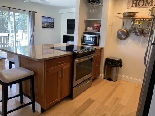 The Lookout - Private Views of Atlantic The Lookout - Private Views of Atlantic